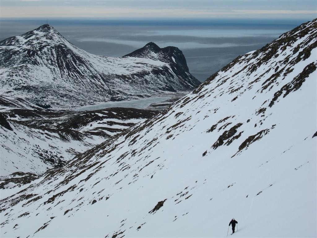 montée au Stornappstinden, îles Lofoten