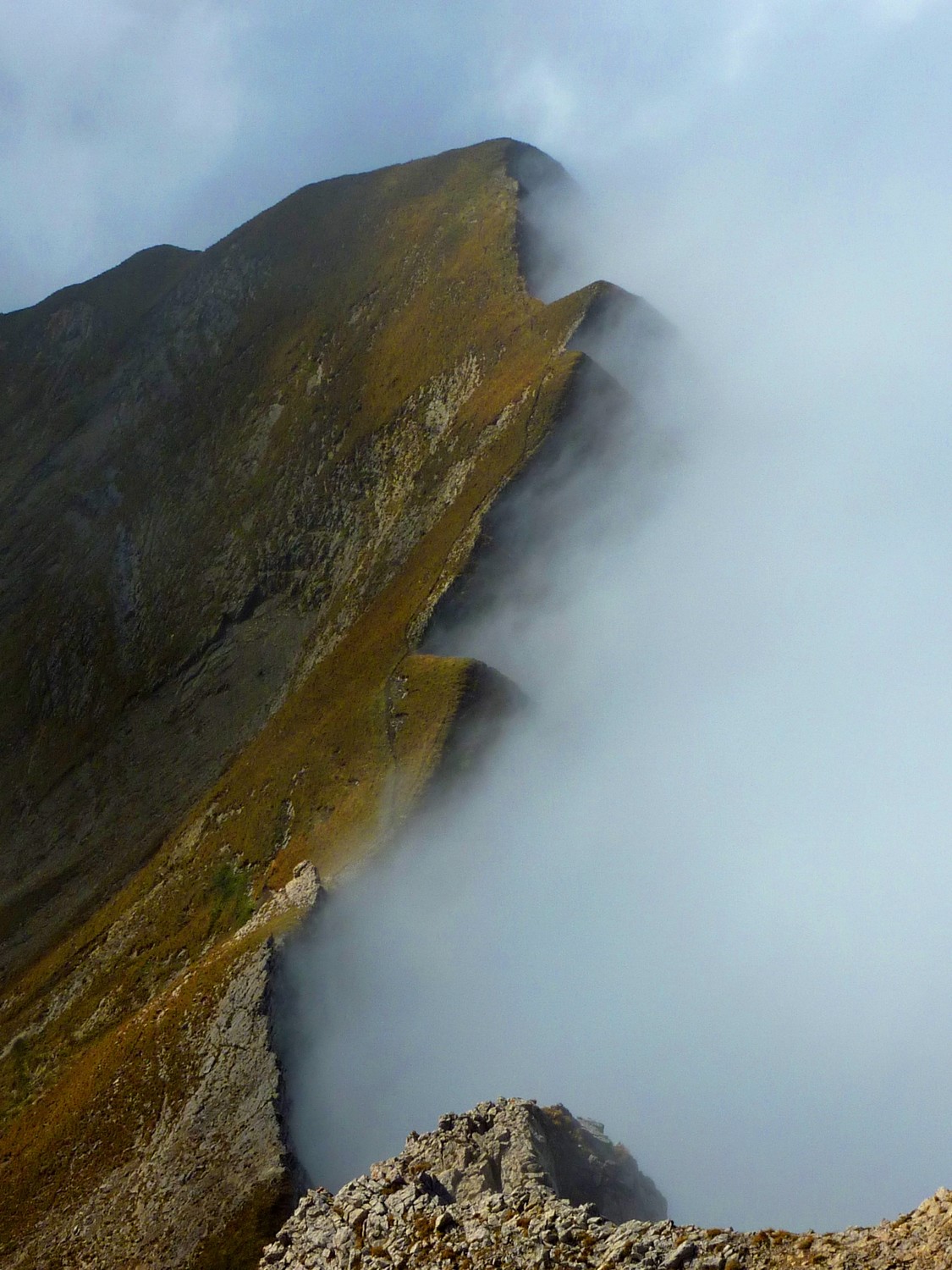 Vue de la Pointe du midi, quand l'air et la terre se rencontrent...