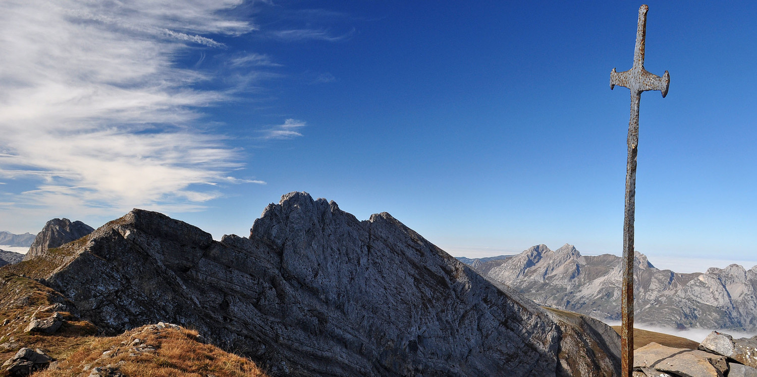 Au sommet d'Areu (2462 m.)