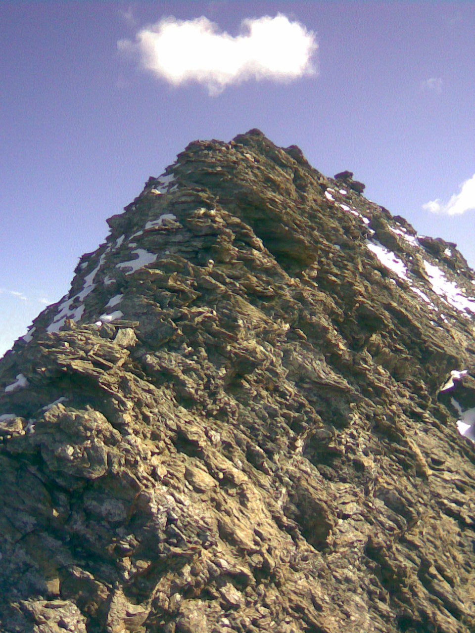 Secteur sommital après le dernier ressaut de l'arête nord