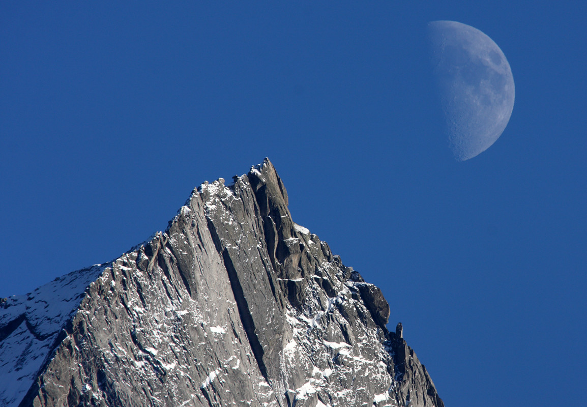 Badile e Luna