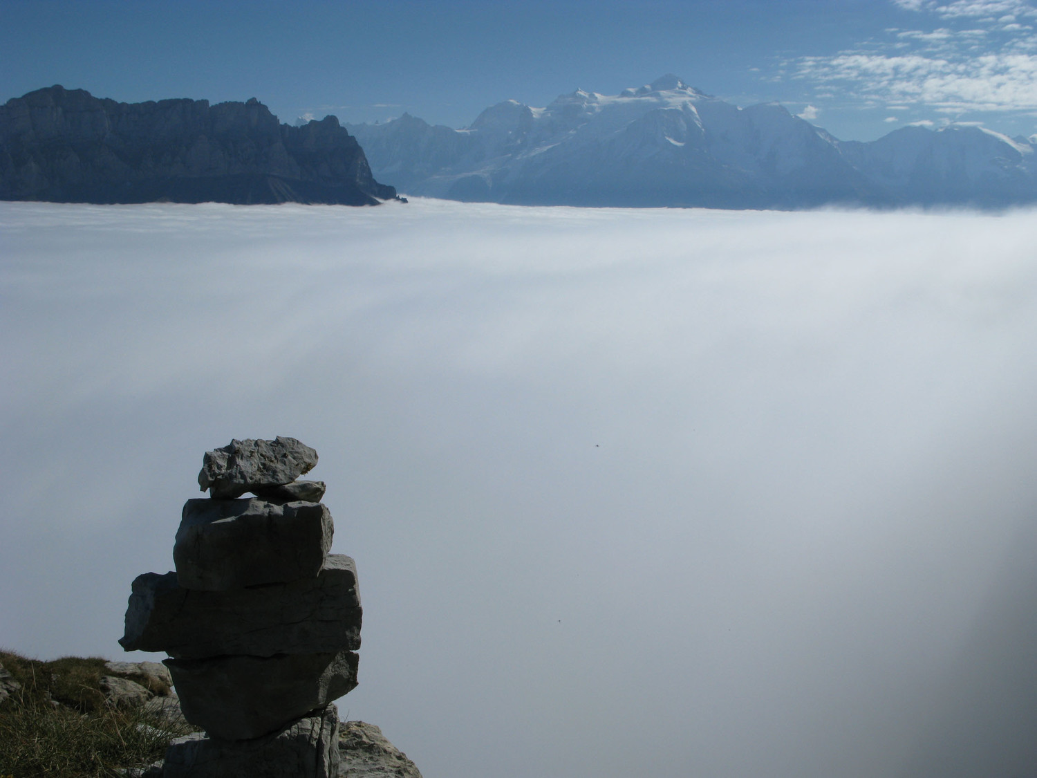 sommet de la cheminée, ça fume blanc