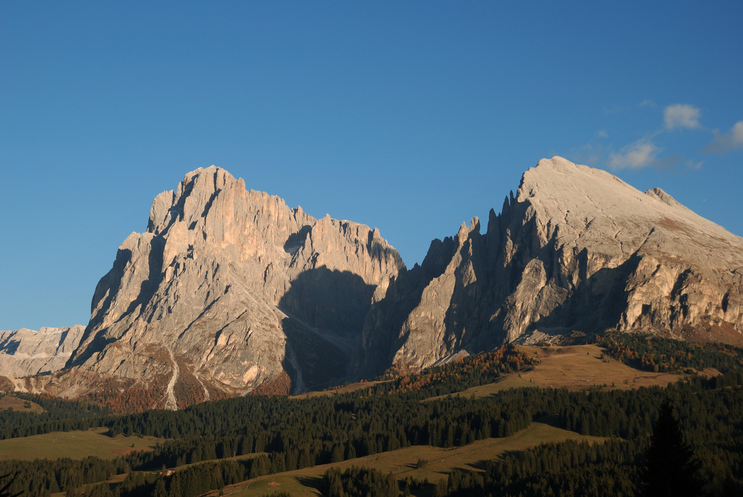 Sassolungo et Sassopiatto vus de Saltria