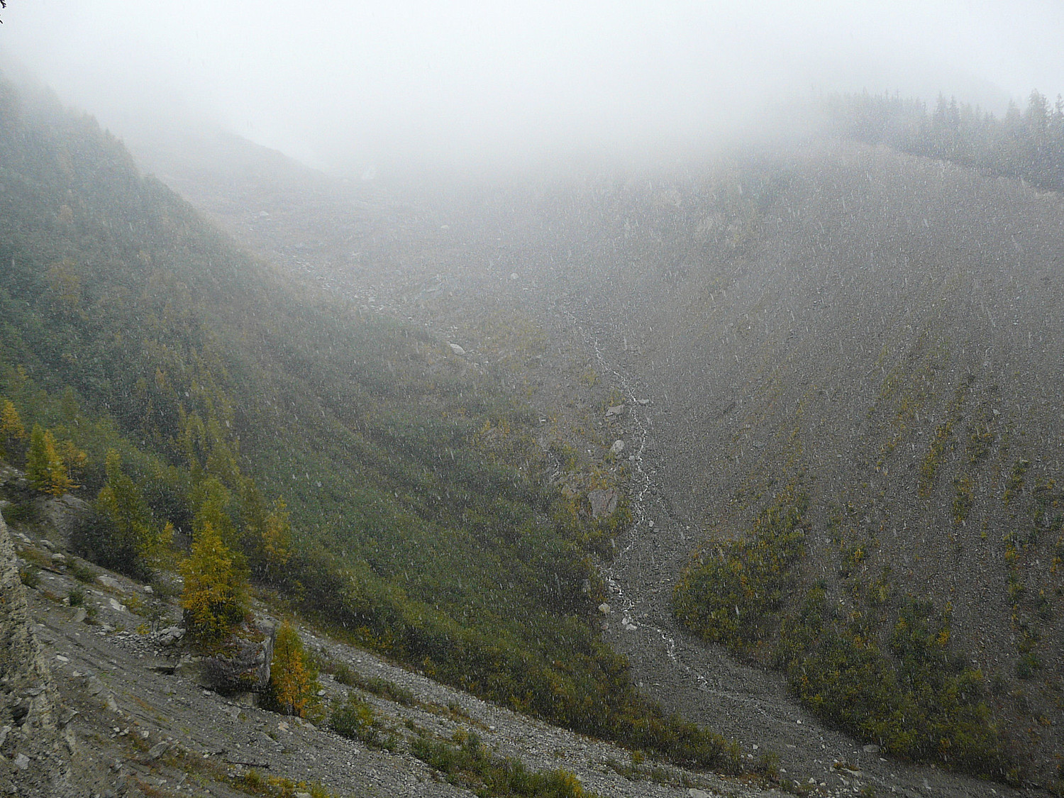 De la moraine mais plus de galcier des Bossons
