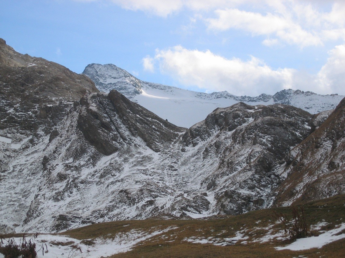 le col (2642m) permettant l'accèse au vallon &glacier des Fours