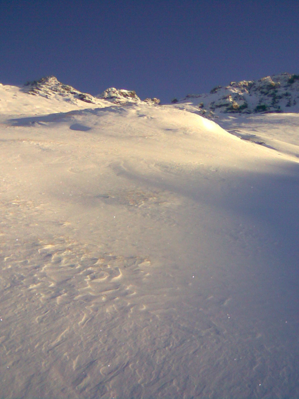 Pentes sud en direction de la crête ouest