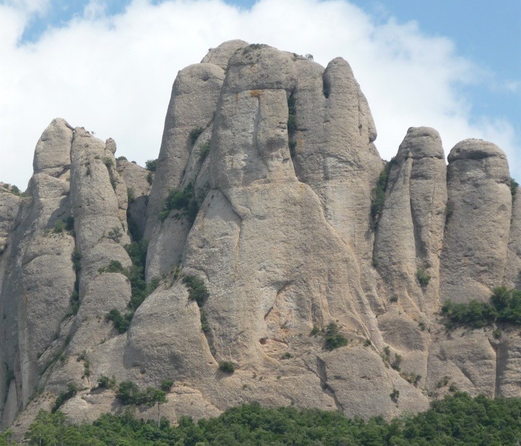 Agulles face W