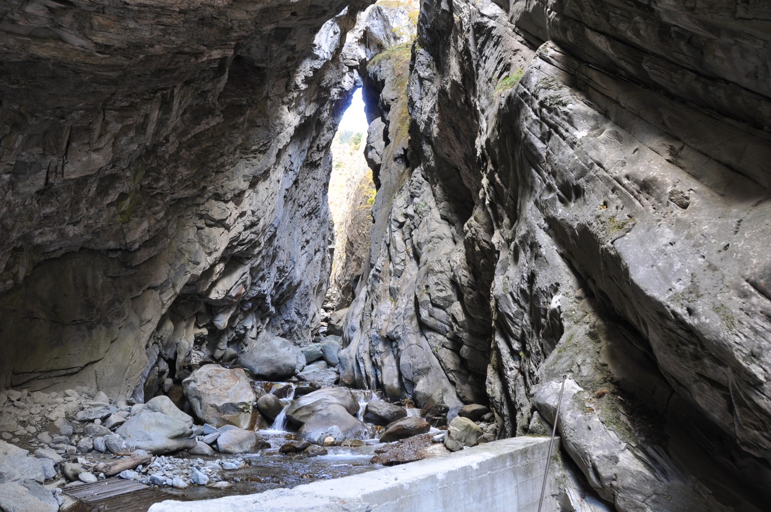 Bisse de Manera: Prise d'eau
