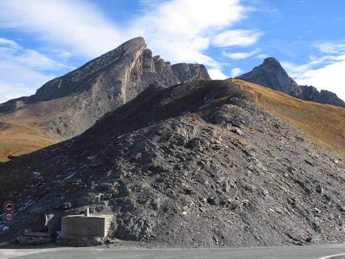 Au Col Agnel, 2744 mètres, l'un des plus hauts des Alpes
