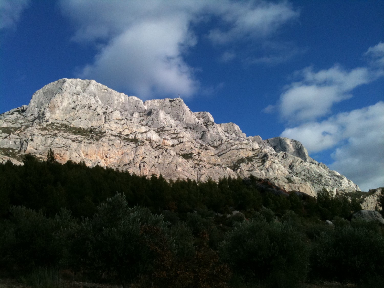 Plus de nuages quand on part !