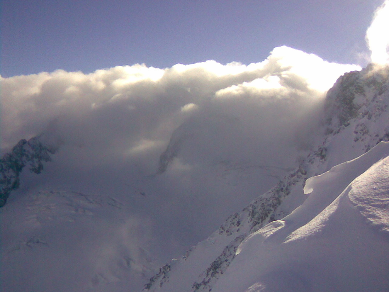 Les nuages débordent de Maurienne