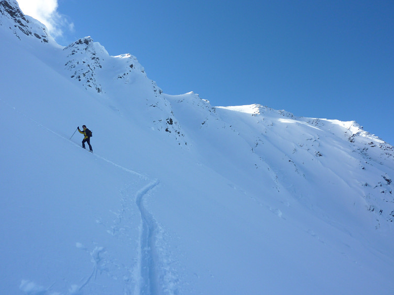 Montée à la Dent du Pra