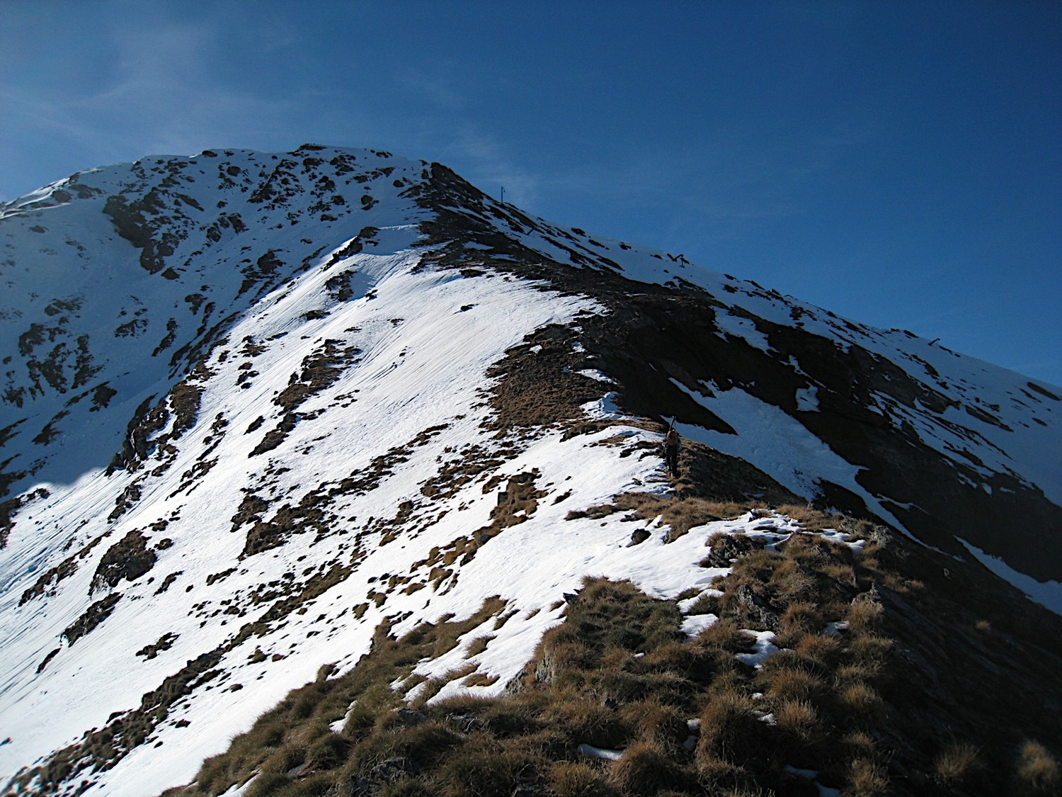 L'arête sommitale et les arêtes NE et NW du Pic de Piau