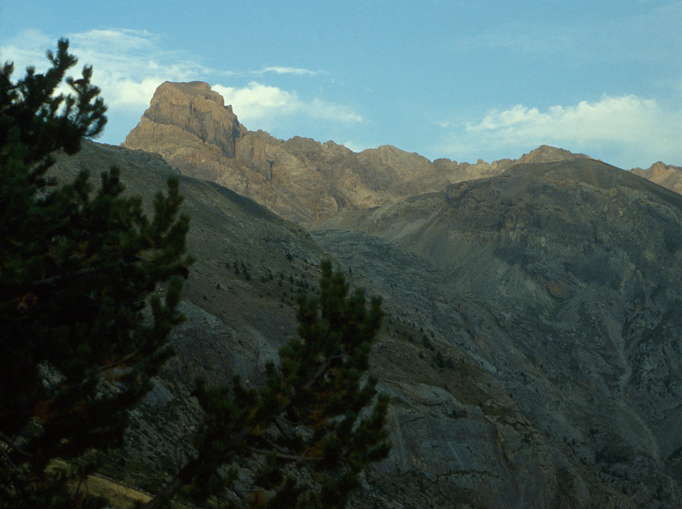 Brec de Chambeyron au couchant, pris du col de Vars