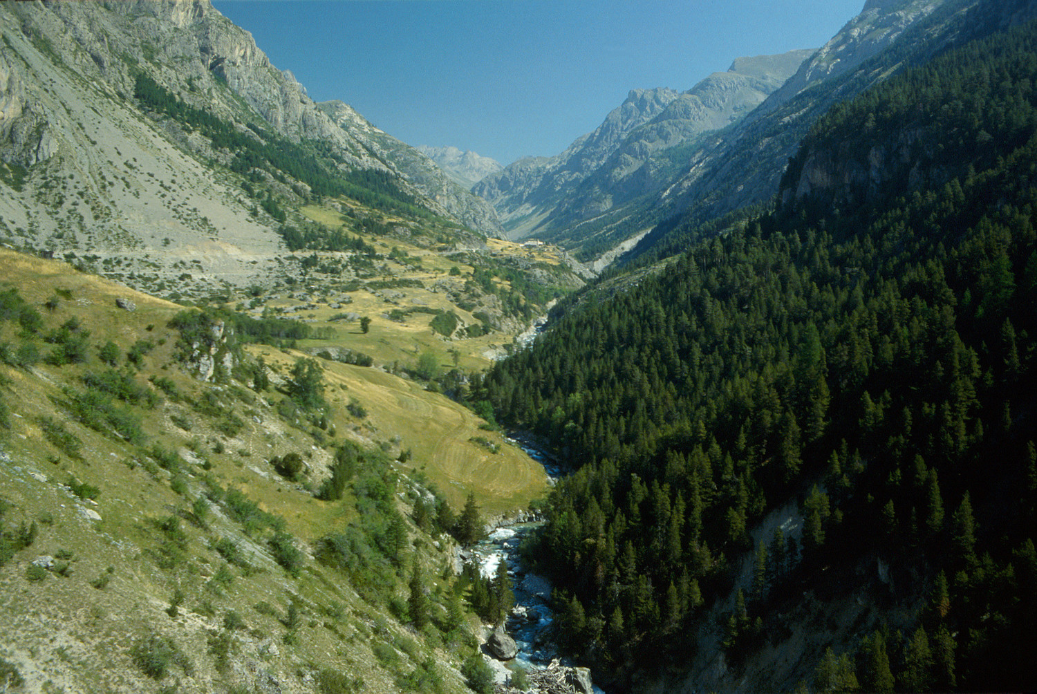 Haute vallée de l'Ubaye après le Chatelet