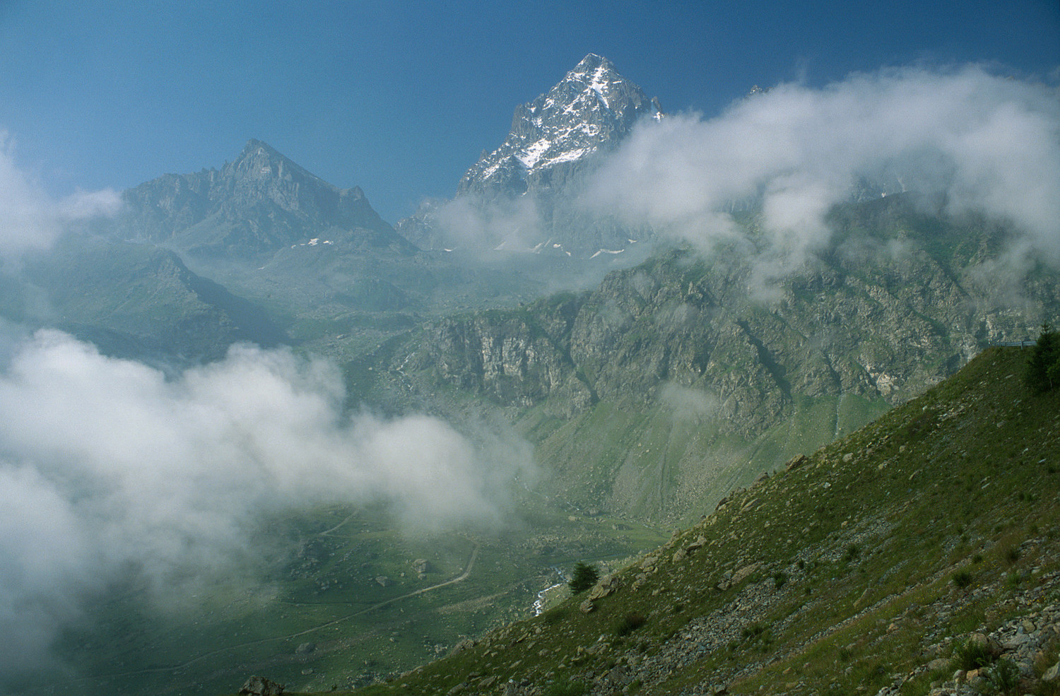 Monte Viso, la "Nebbia" monte