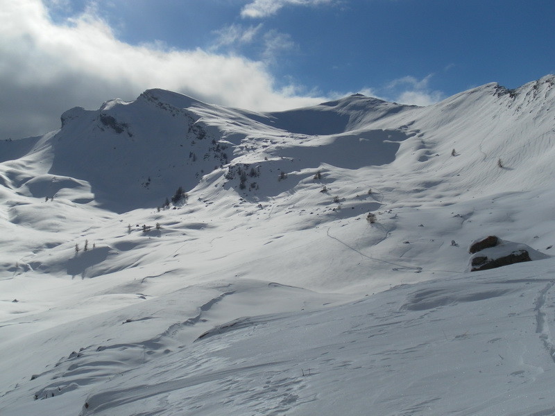 Les 3 dents du lac et Valplane à droite