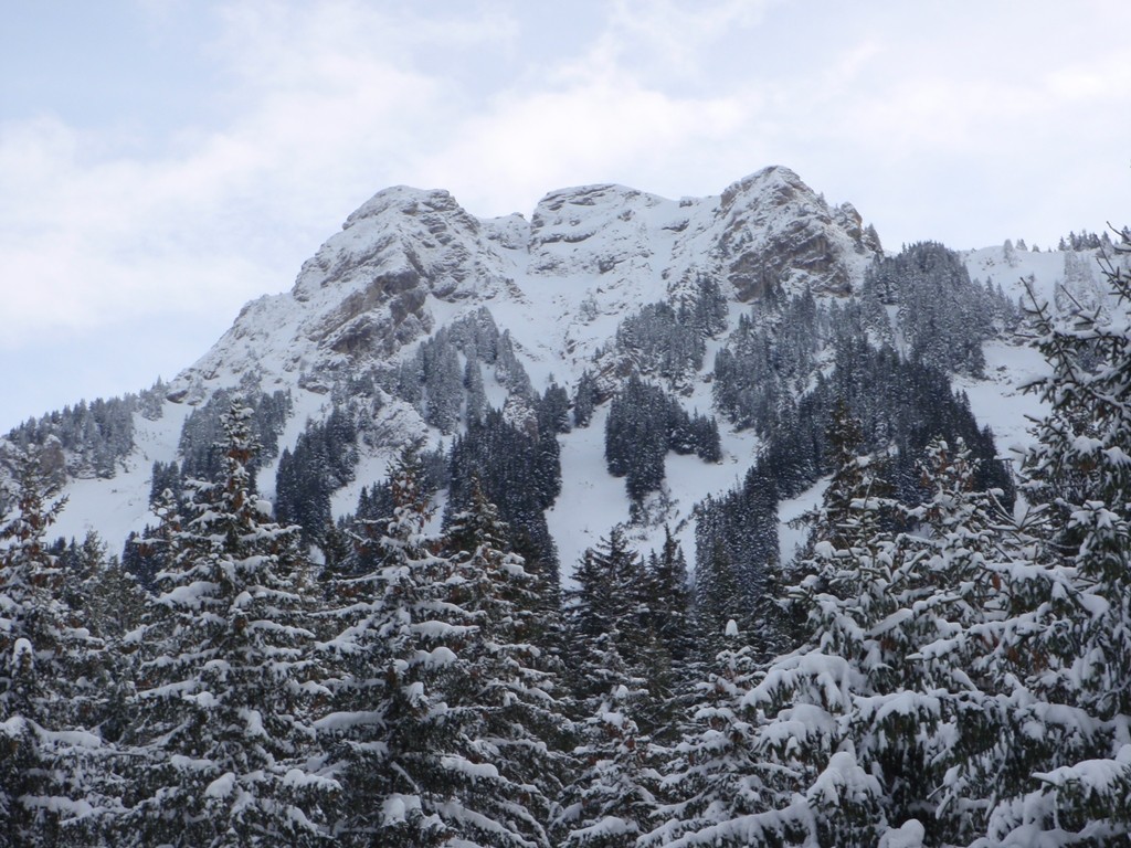 Couloir NW du Pic de a corne, il faudra attendre encore un peu