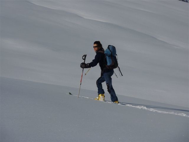 Salendo al Piz Tarantschun.Sul pianoro dell'alp Dumagns.