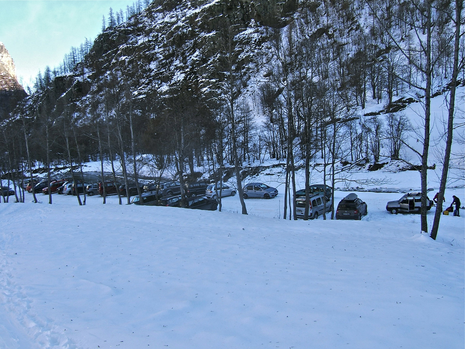 Le parking de Preït.