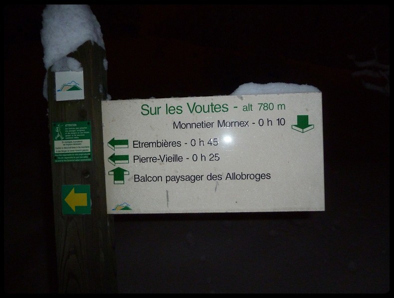 Mon périple s'arrête ici, car oui, il fait déjà nuit depuis un petit moment!