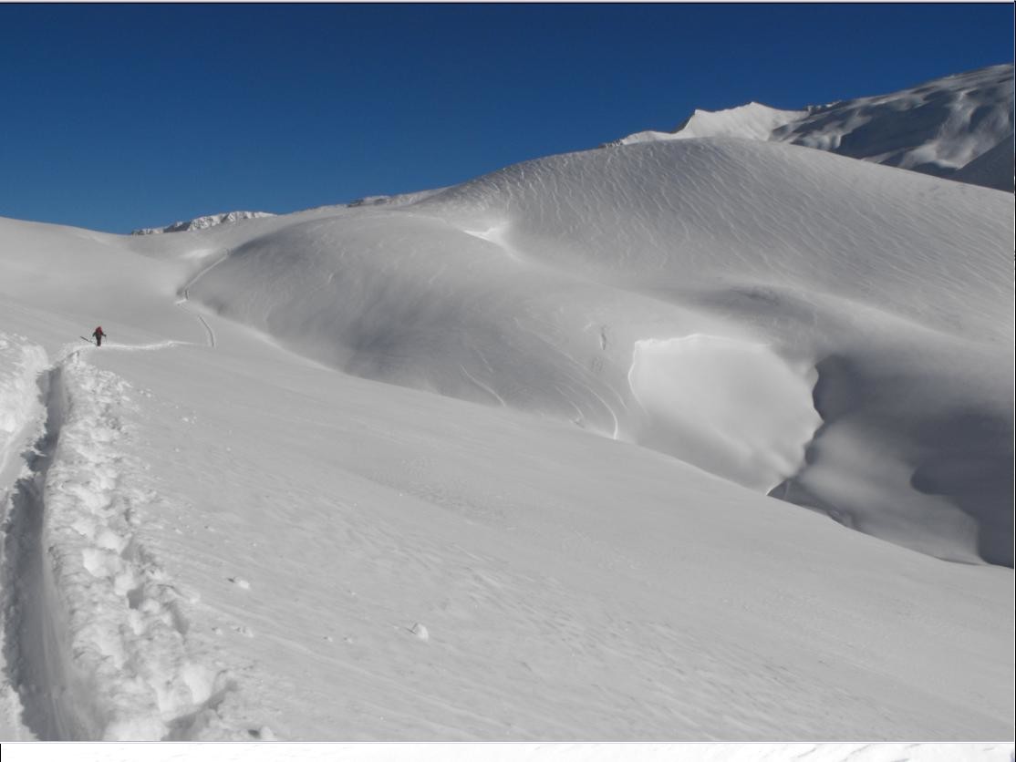 But de la journée : le petit dôme devant les Aiguillettes de Vaujany