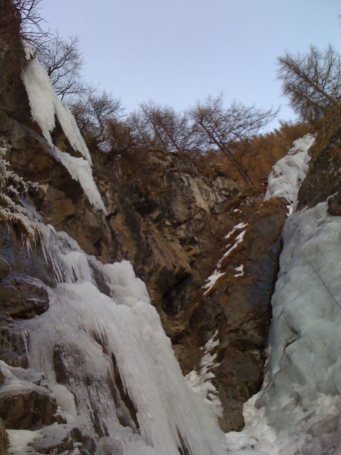 Première longueur sous stalactites
