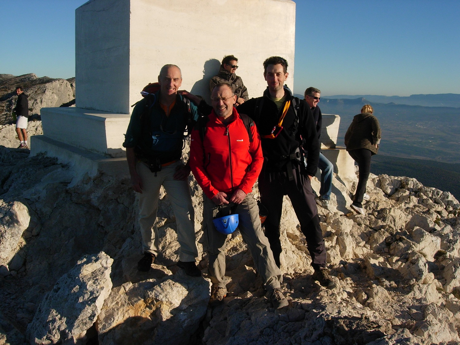La cordée à la Croix de Provence