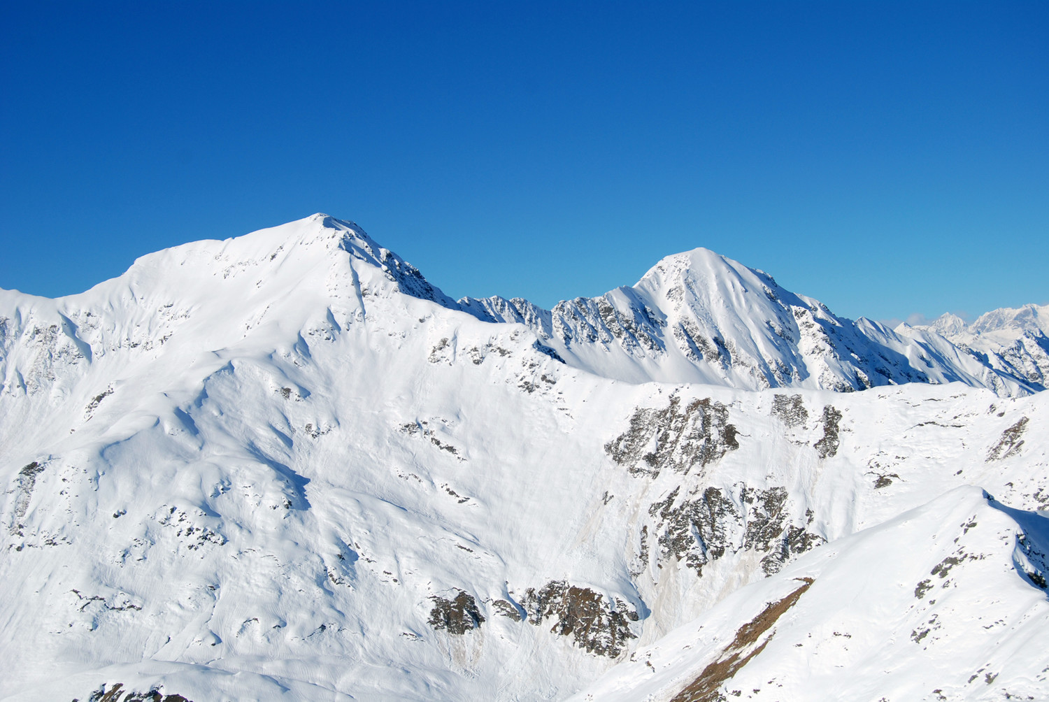 Il M. Sellero 2744 m e Telenek 2754 m dal M: Largone 2449 m.