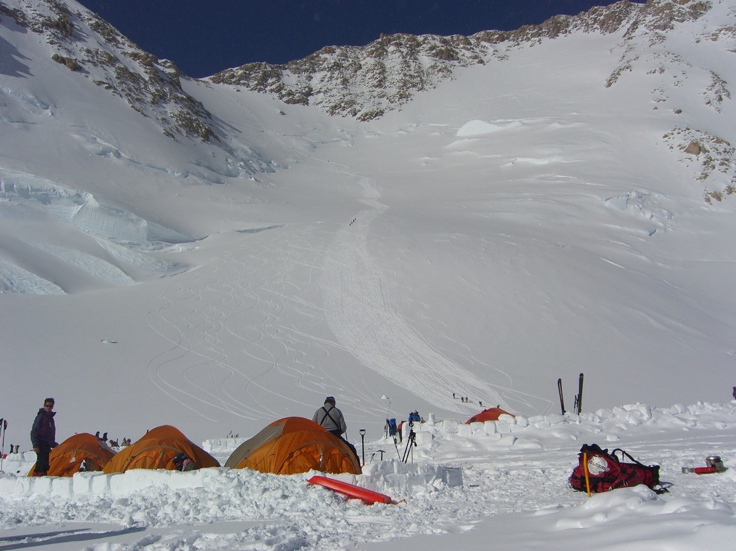 Denali-vue sur le mur des cordes fixes depuis C4