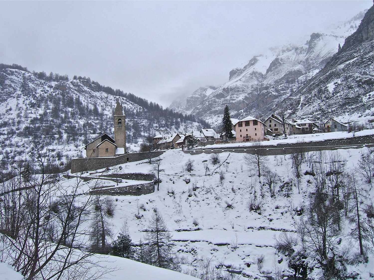Bonne poussette jusqu'au village de St Dalmas de S.