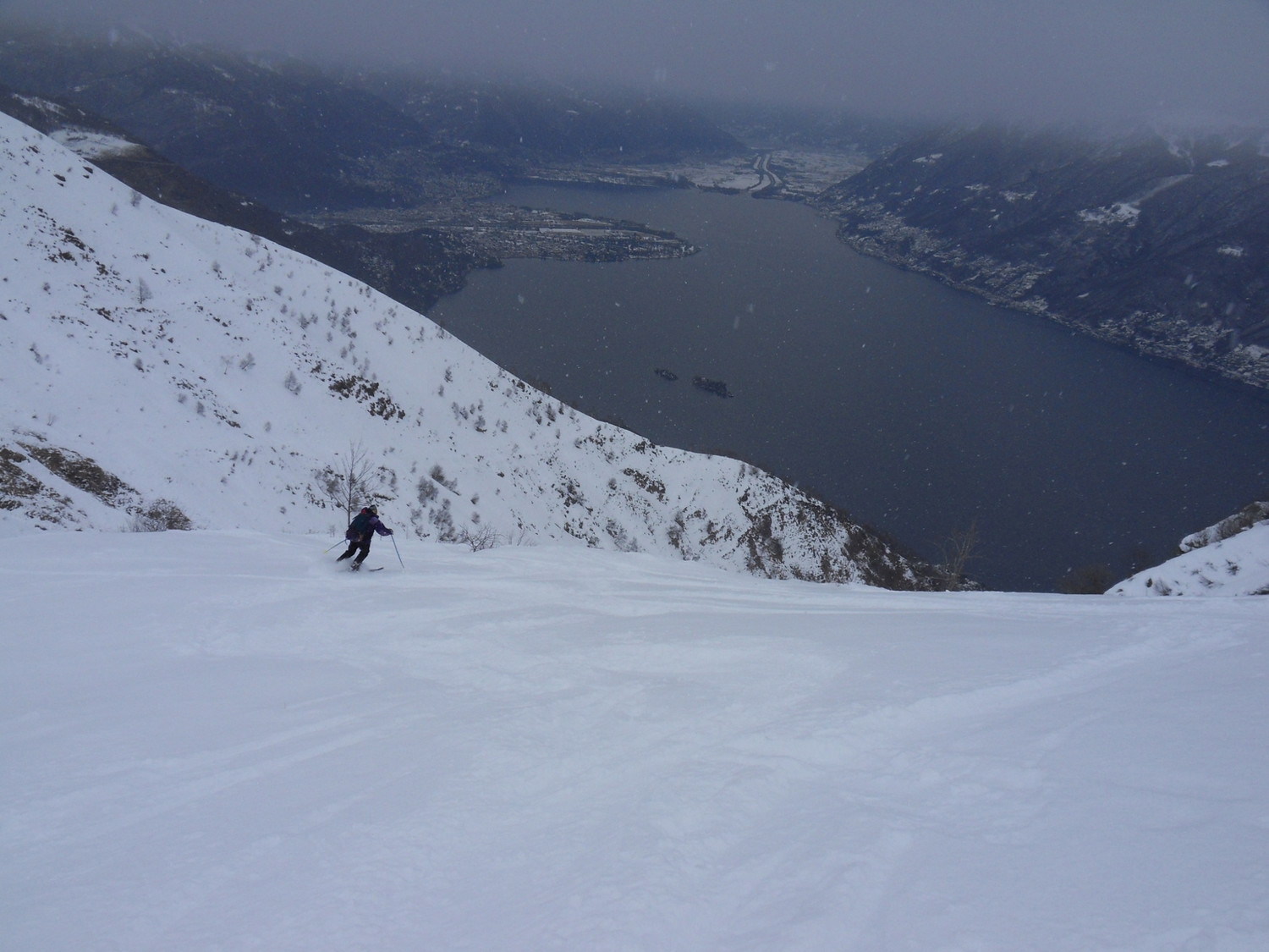 In discesa verso il lago