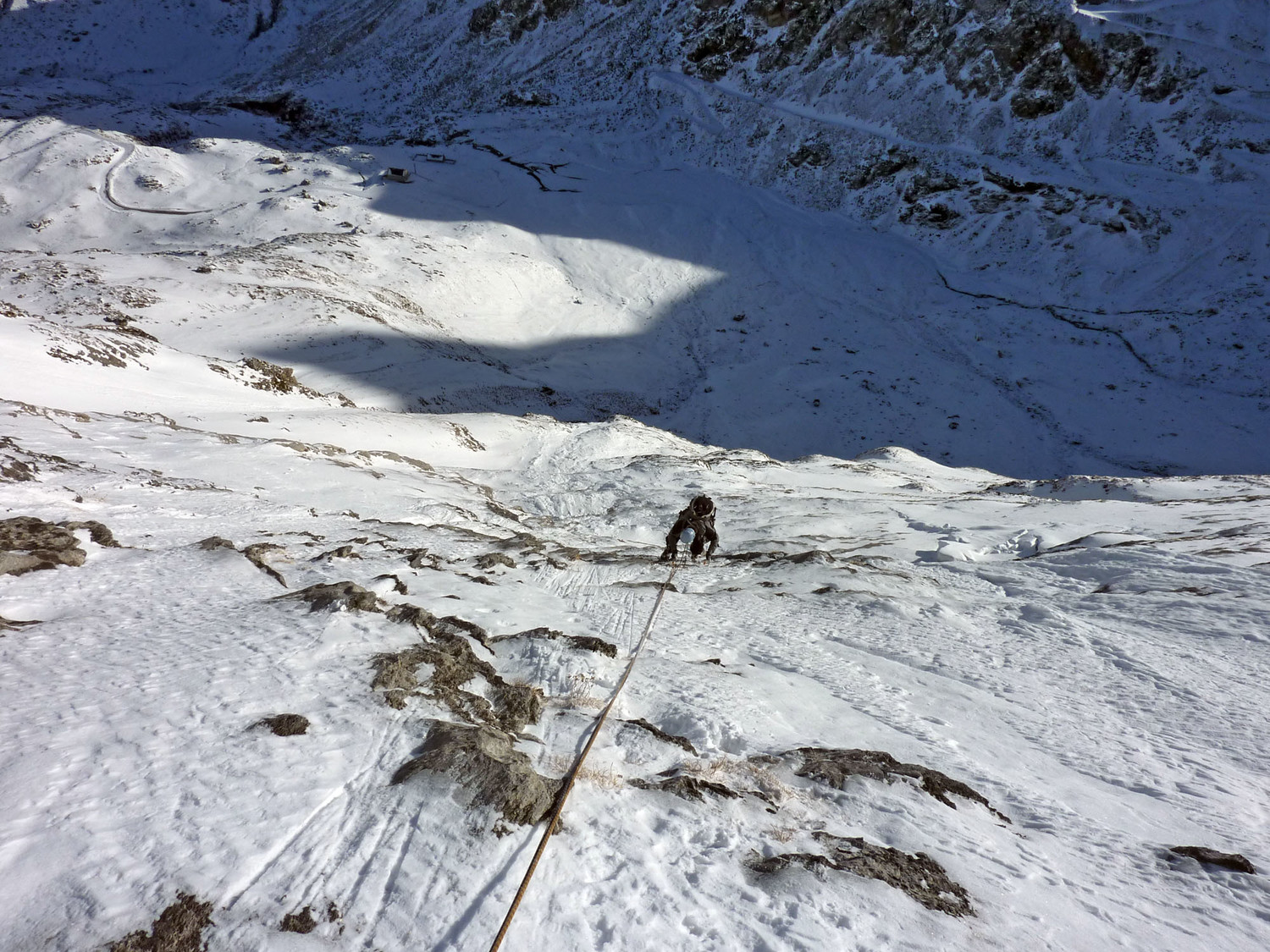 Mounherran - Pointe 2718m - Face Est - Le Corse dans les dalles intermédiaires