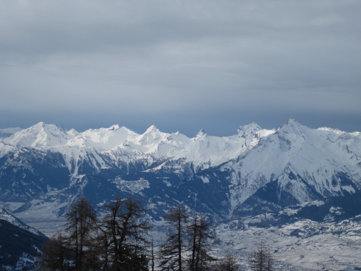 Belle vue du Muveran aux Hauts-de-Cry