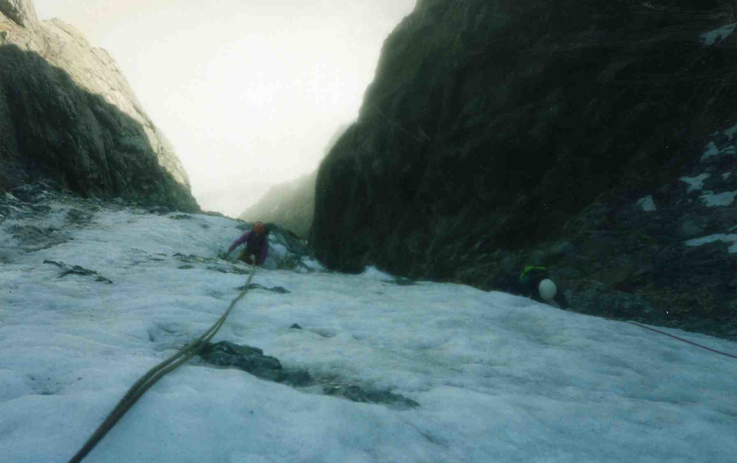 la glace n'est pas très épaisse
