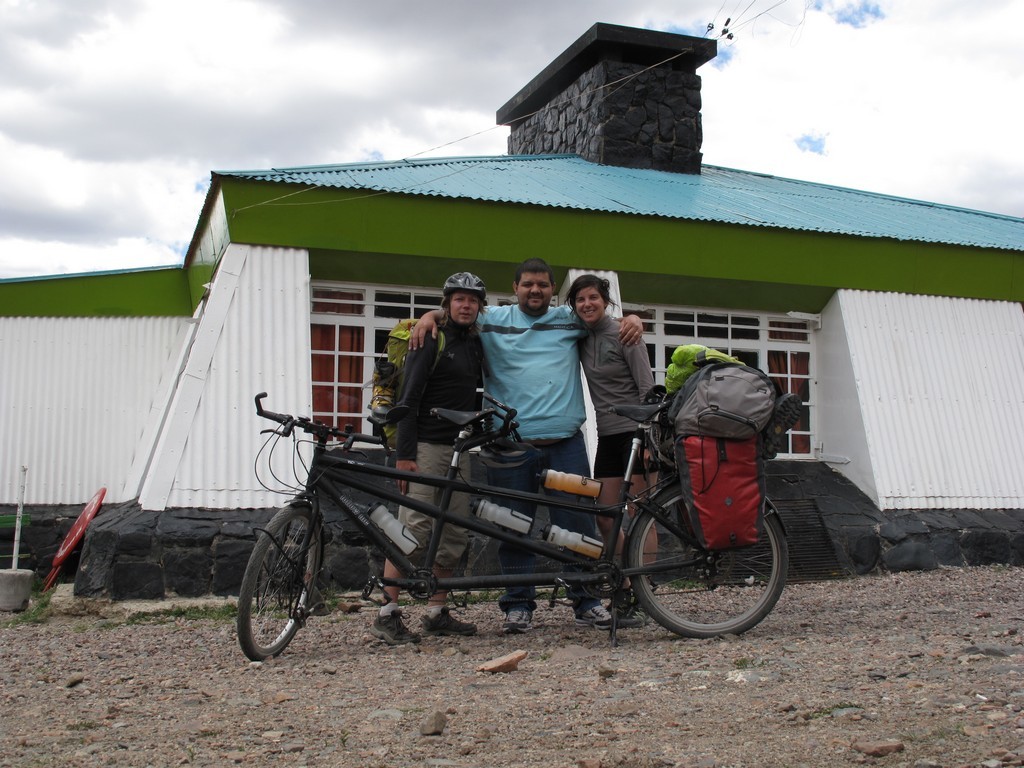 Reprise du vélo après une pause maté au refuge UNcuyo