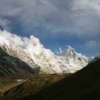 Thalay Sagar et Brigupanth (dans les nuages)