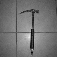 piolet annee 83