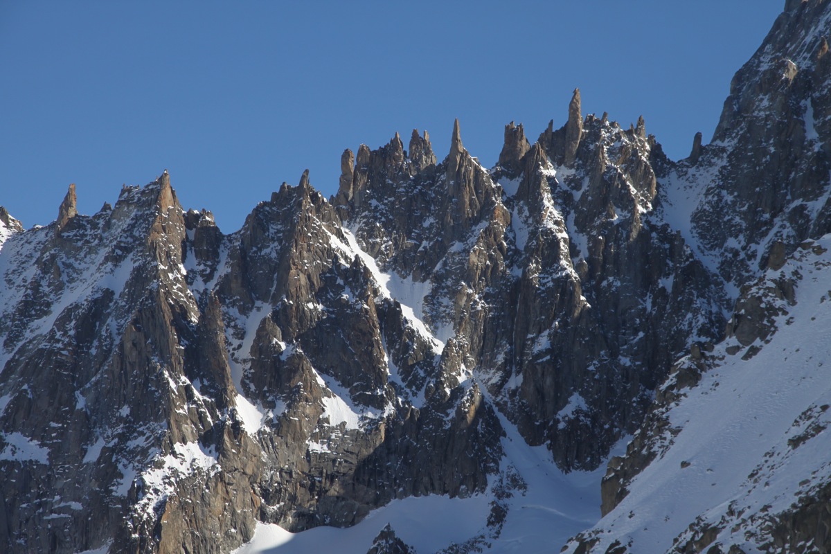 Brèche Puiseux : Traversée W > E Par Les Glaciers Des Périades Et Du ...