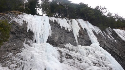 Les trois cigares, presque au complet.