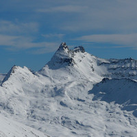 Pointe Foura (massif du Grand Paradis)  vue depuis  le col  Leynir