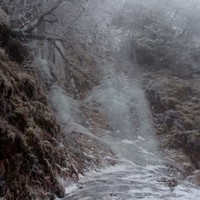 Cascade de gauche, cotation 4 à 4+