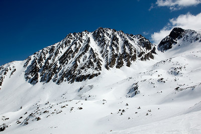 Puig Pedrós versant ouest (couloir SW) Puig Pedrós versant ouest (couloir SW)