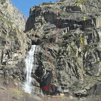 Cascade d'en Bas, vue générale le matin