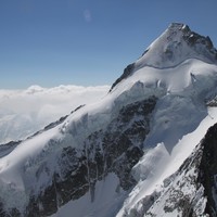 Le Dolent depuis le sommet de l'Amone. L'arête Gallet à gauche.