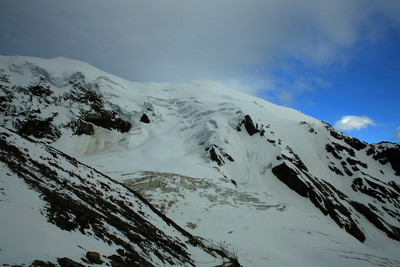 Weissmies: vue de la cabane Hohsaas Weissmies: vue de la cabane Hohsaas