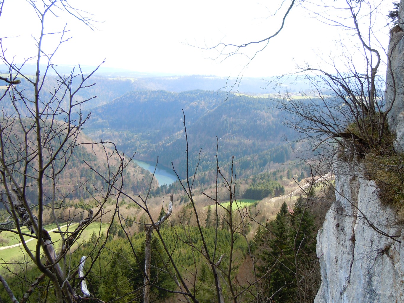 Vue sur Doubs et sur la Suisse