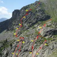 La Botte : voies de la face NE