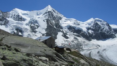Cabane du Grand Mountet - CAS - 2885m