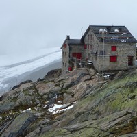 Ancienne cabane du Mont Rose
